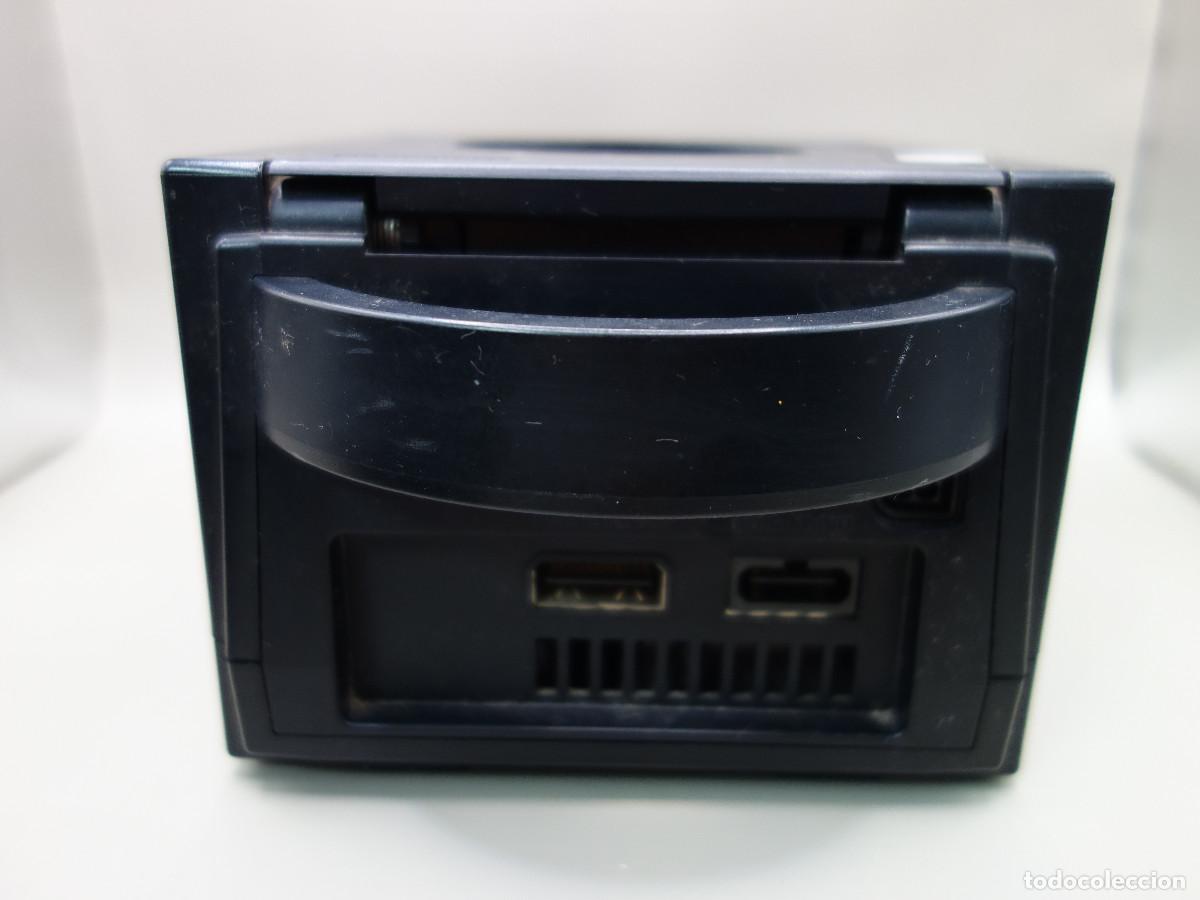 Videojuegos y consolas: CONSOLA NINTENDO GAMECUBE NEGRA - Foto 3