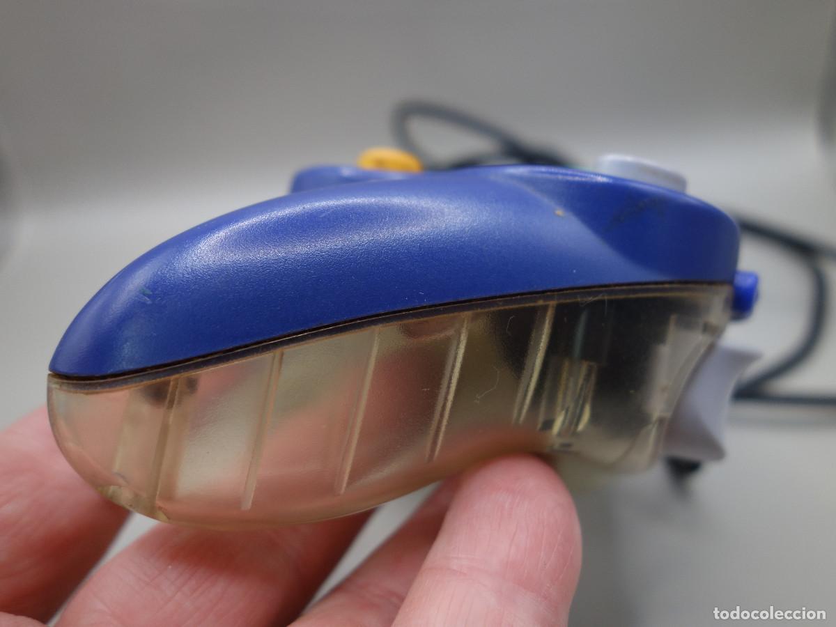 Videojuegos y consolas: MANDO AZUL Y TRANSPARENTE ORIGINAL DE NINTENDO GAMECUBE - Foto 4