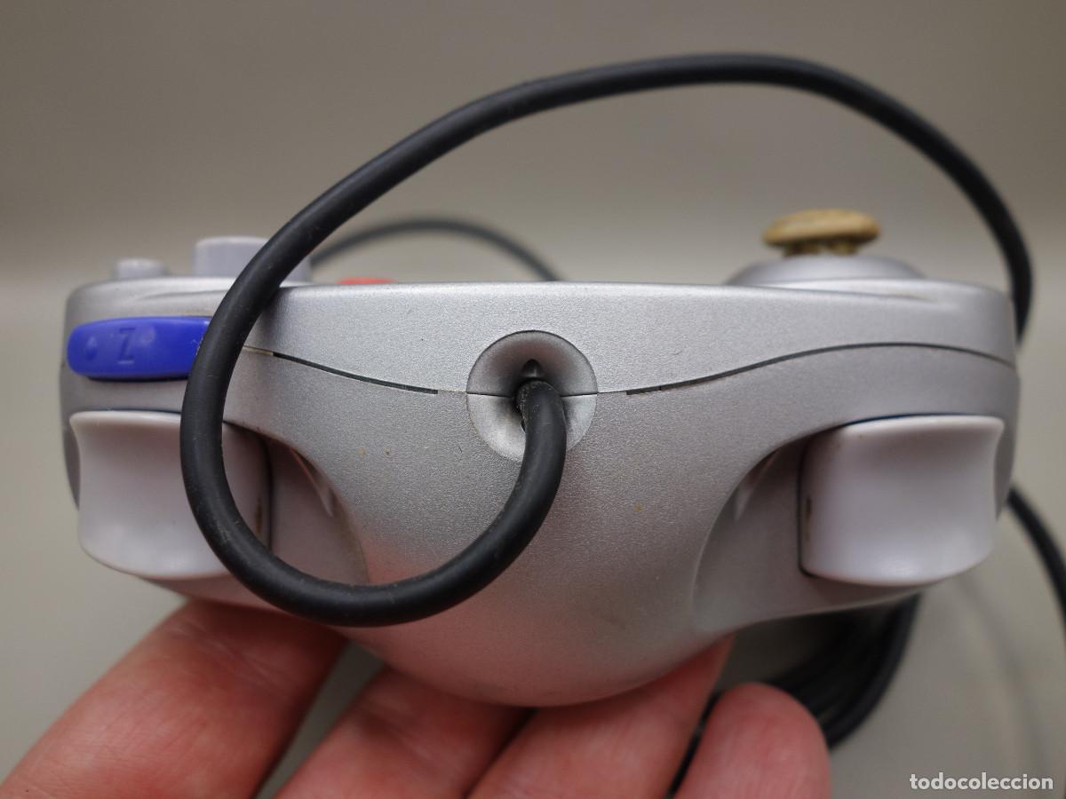 Videojuegos y consolas: MANDO GRIS ORIGINAL DE NINTENDO GAMECUBE - Foto 3
