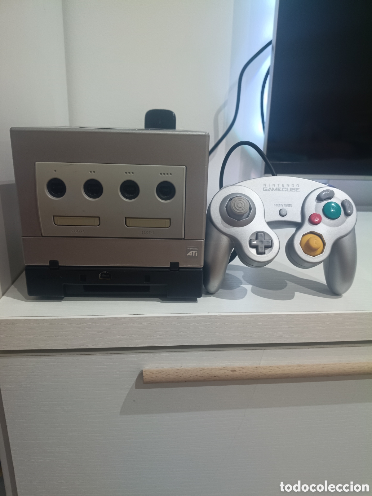 Videojuegos y consolas: Consola Nintendo GameCube y mando