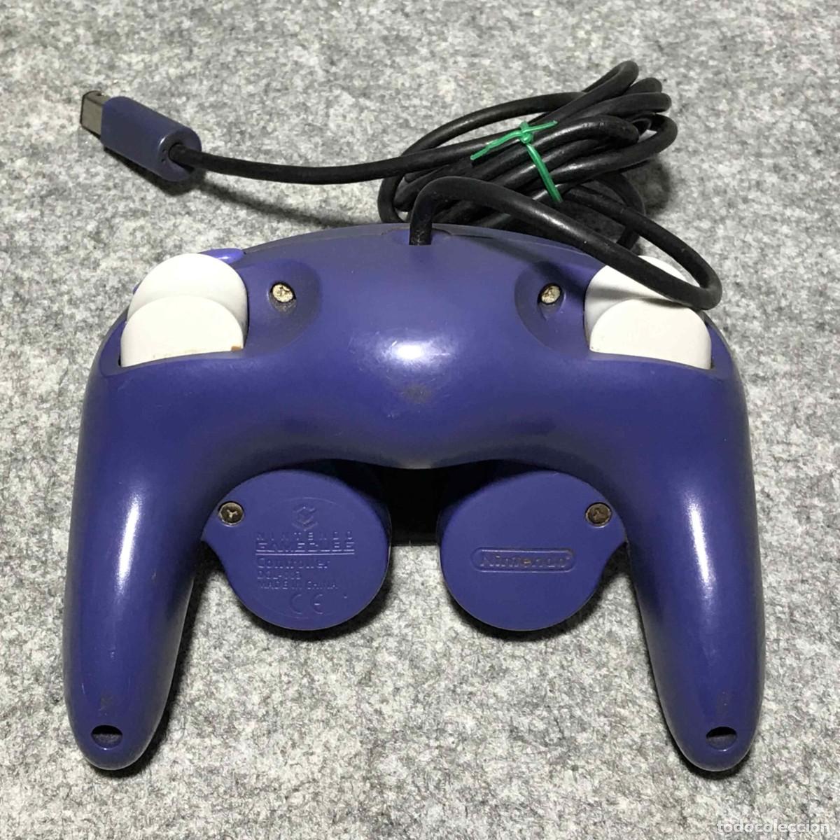 Videojuegos y consolas: CONTROLLER OFICIAL MORADO INDIGO NINTENDO GAME CUBE - Foto 2