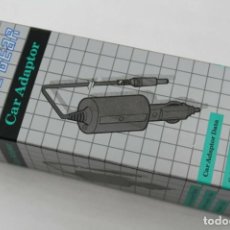 Videojuegos y Consolas: SEGA GAME GEAR CAR ADAPTOR CABLE EN CAJA COMPLETO MUY BUEN ESTADO. Lote 272001288