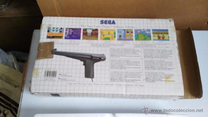 Videojuegos y consolas: pistola original para la sega en caja - Foto 4