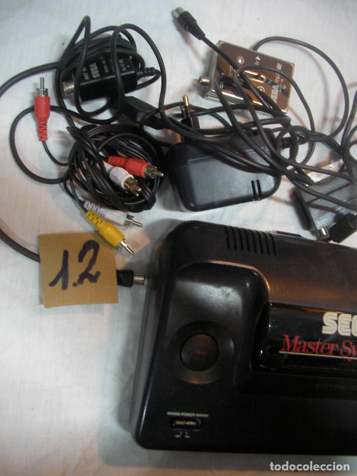 Videojuegos y consolas: ANTIGUA CONSOLA SEGA MASTER SYSTEM II Y COMPLEMENTOS VARIOS - Foto 2
