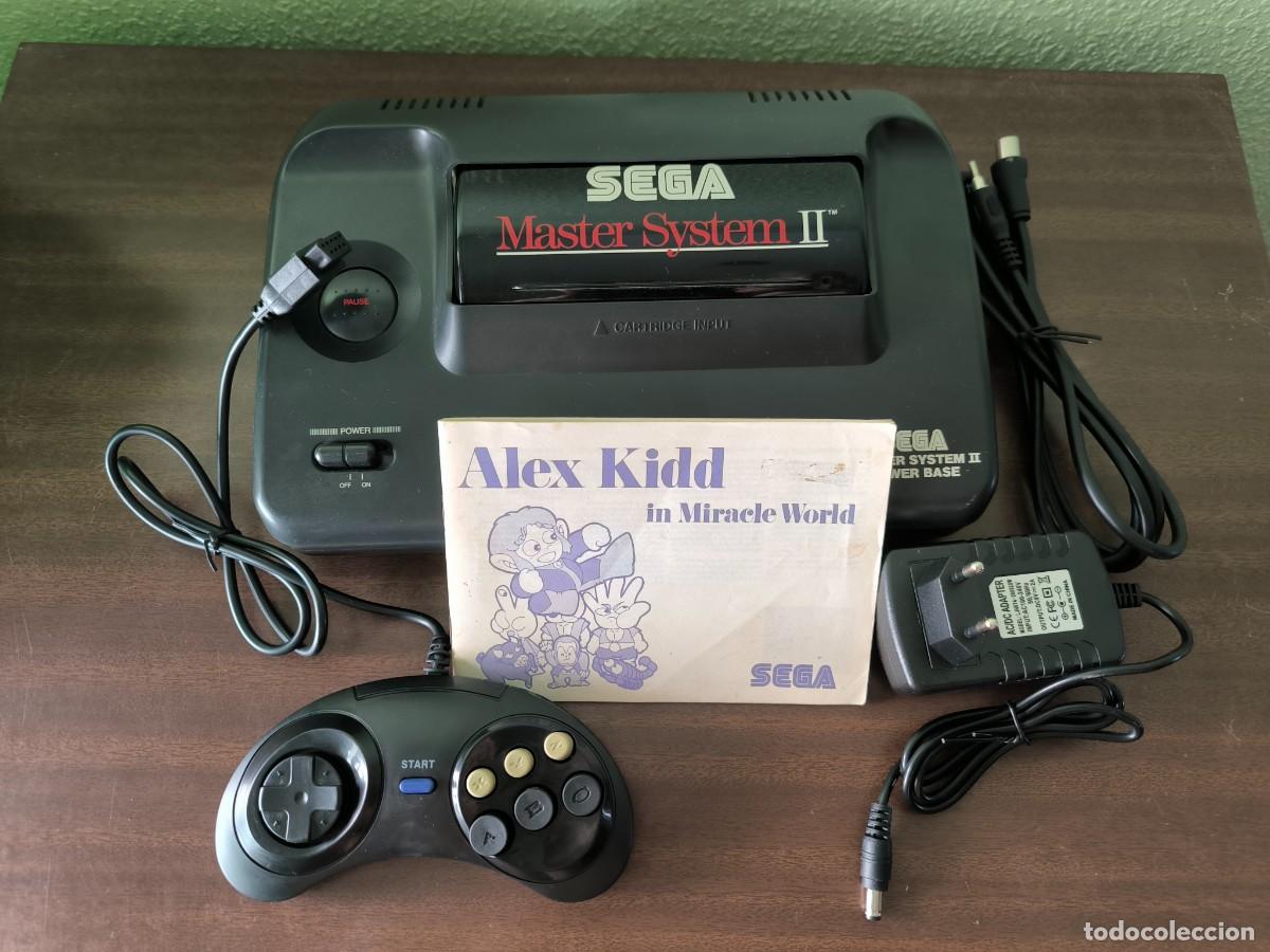 Videojuegos y Consolas: Consola SEGA Master System II. Incluye juego Alex Kidd en memoria y su Manual Original