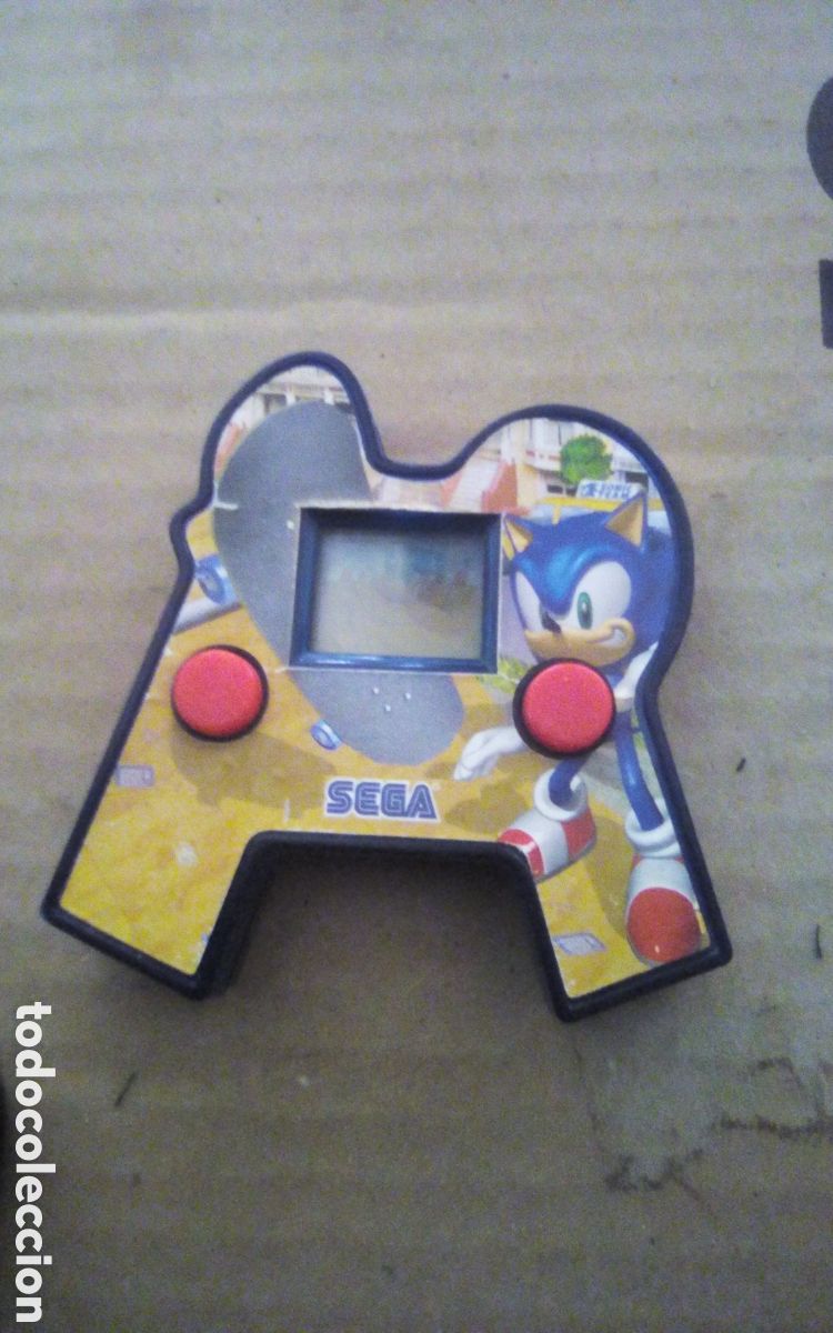 Videojuegos y consolas: Mini juego port&aacute;til Sonic. &copy; Sega 2006. Made for McDonald's Corp. Mide 8 cm., pila agotada, funciona