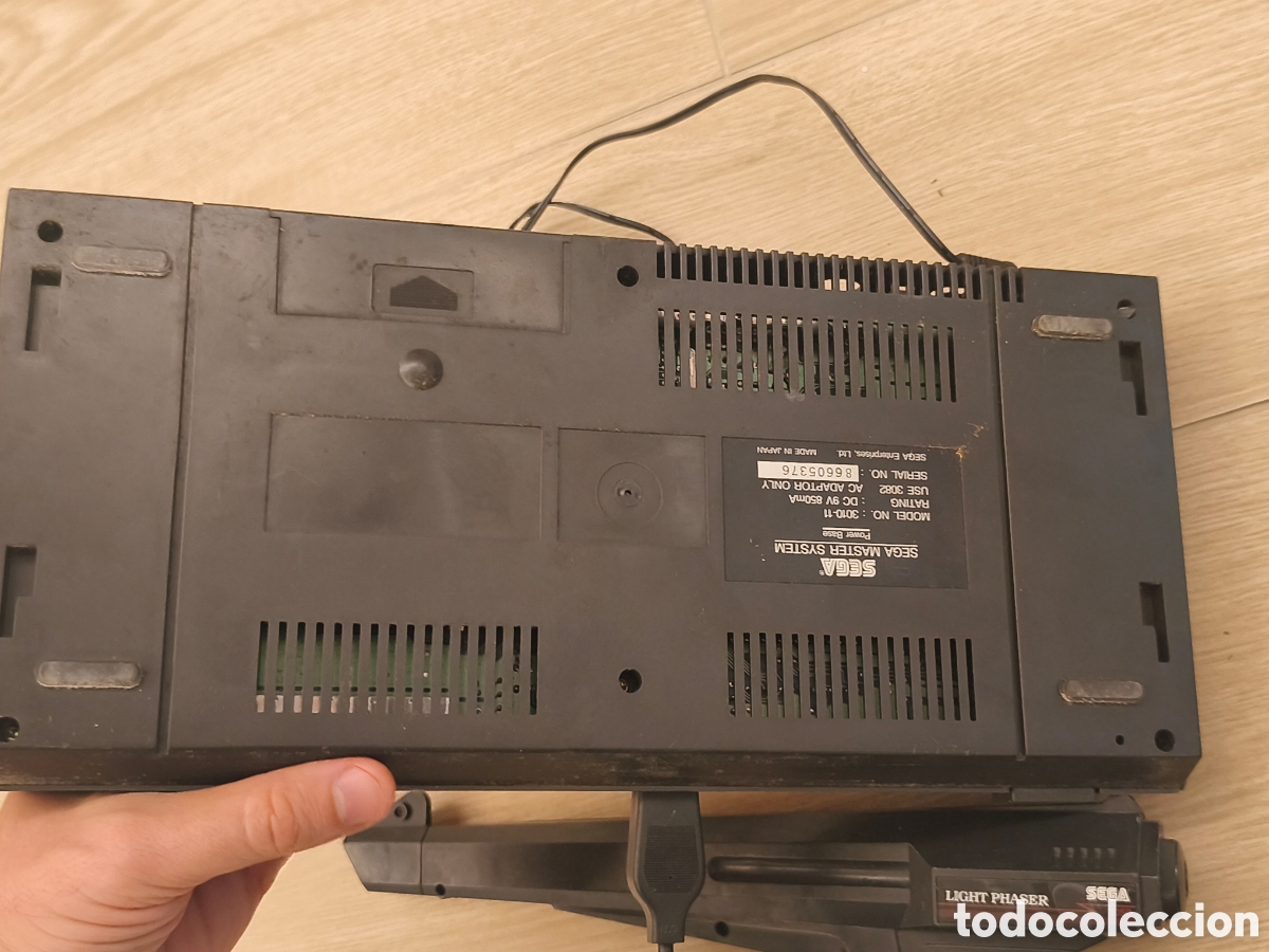 Videojuegos y consolas: Sega Masters system, consola y pistola - Foto 4