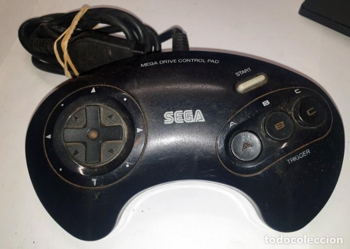 Videojuegos y consolas: Control pad standard Megadrive - Foto 1