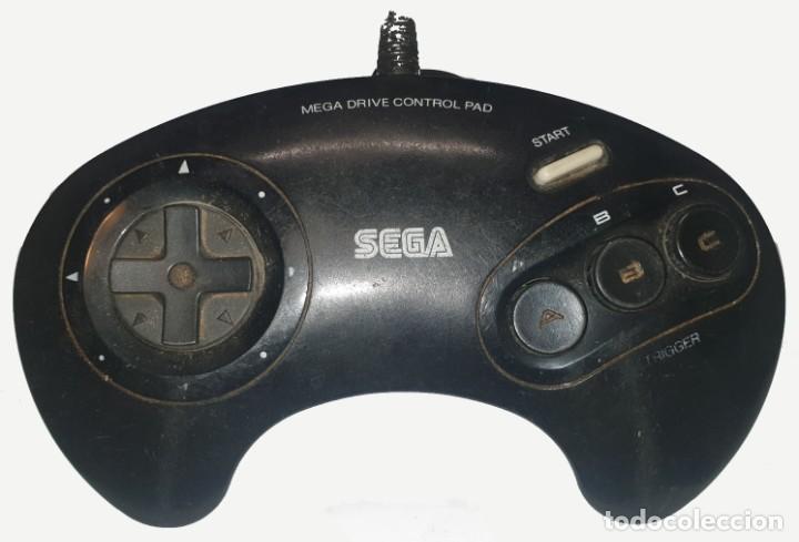 Videojuegos y consolas: Control pad standard Megadrive - Foto 1