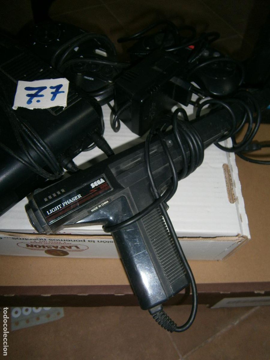 Videojuegos y consolas: ANTIGUA CONSOLA SEGA MEGA DRIVE CON TODOS LOS COMPLEMENTOS - Foto 2