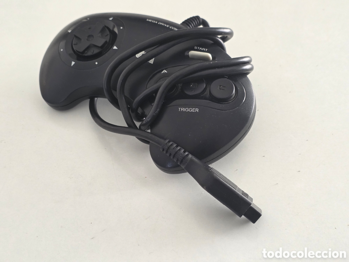 Videojuegos y consolas: mando sega mega drive original - Foto 1