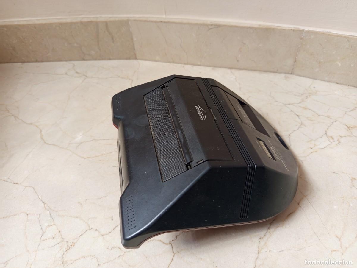 Videojuegos y consolas: Sega Mega Drive - Antiguo Master System Converter. Funciona! - Foto 2