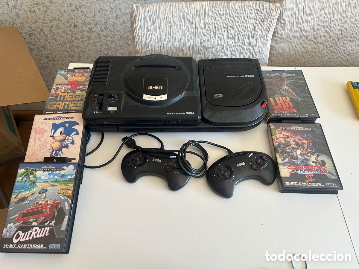 Videojuegos y Consolas: Mega drive SEGA CON 5 juegos buen estado