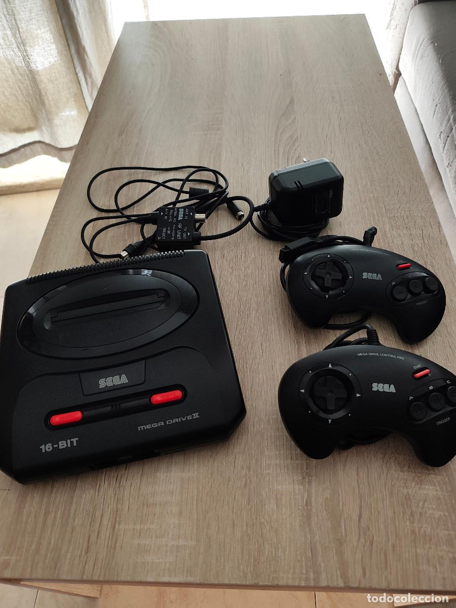 Video Games and Consoles: Sega Mega Drive 2 + 2 Mandos + Cables