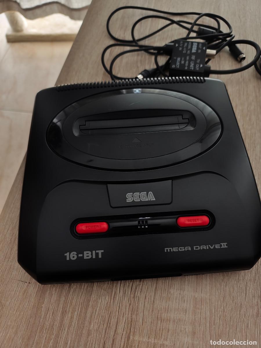 Videojuegos y consolas: Sega Mega Drive 2 + 2 Mandos + Cables - Foto 2