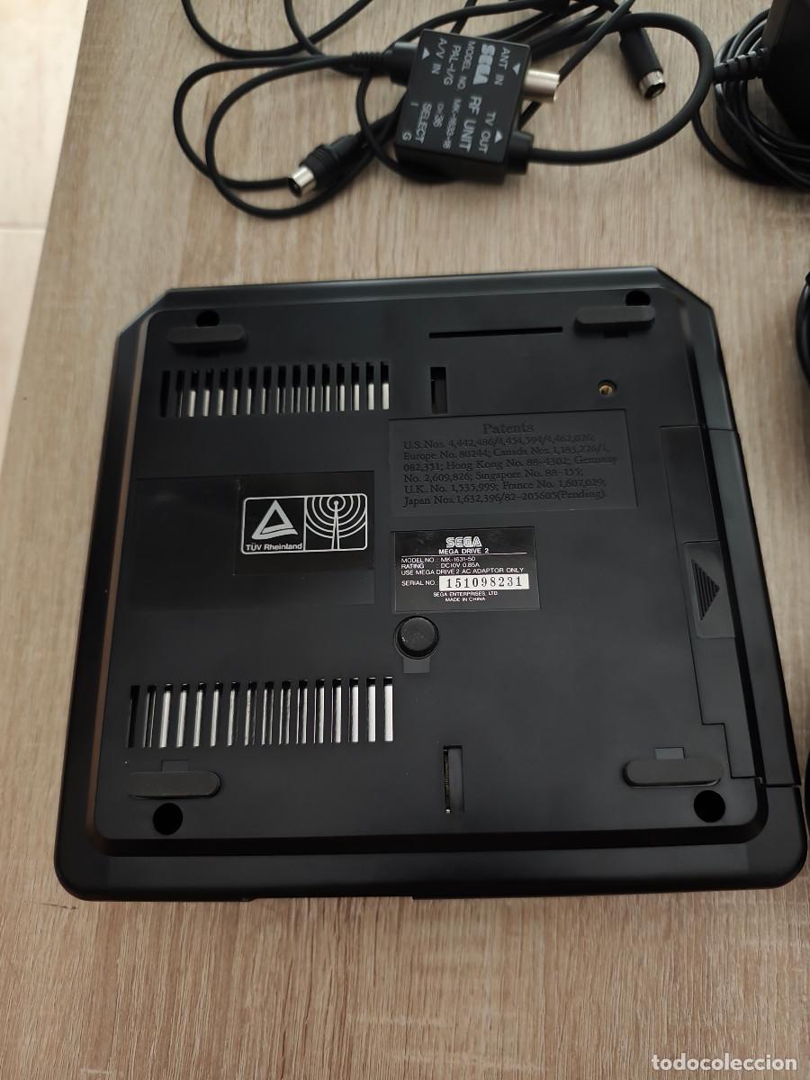 Videojuegos y consolas: Sega Mega Drive 2 + 2 Mandos + Cables - Foto 3