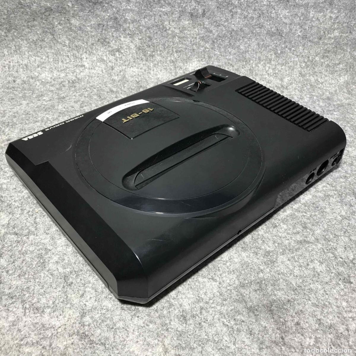 Videojuegos y consolas: MEGA DRIVE CON CAJA + 2 MANDOS + SONIC + MEGA GAMES - Foto 3