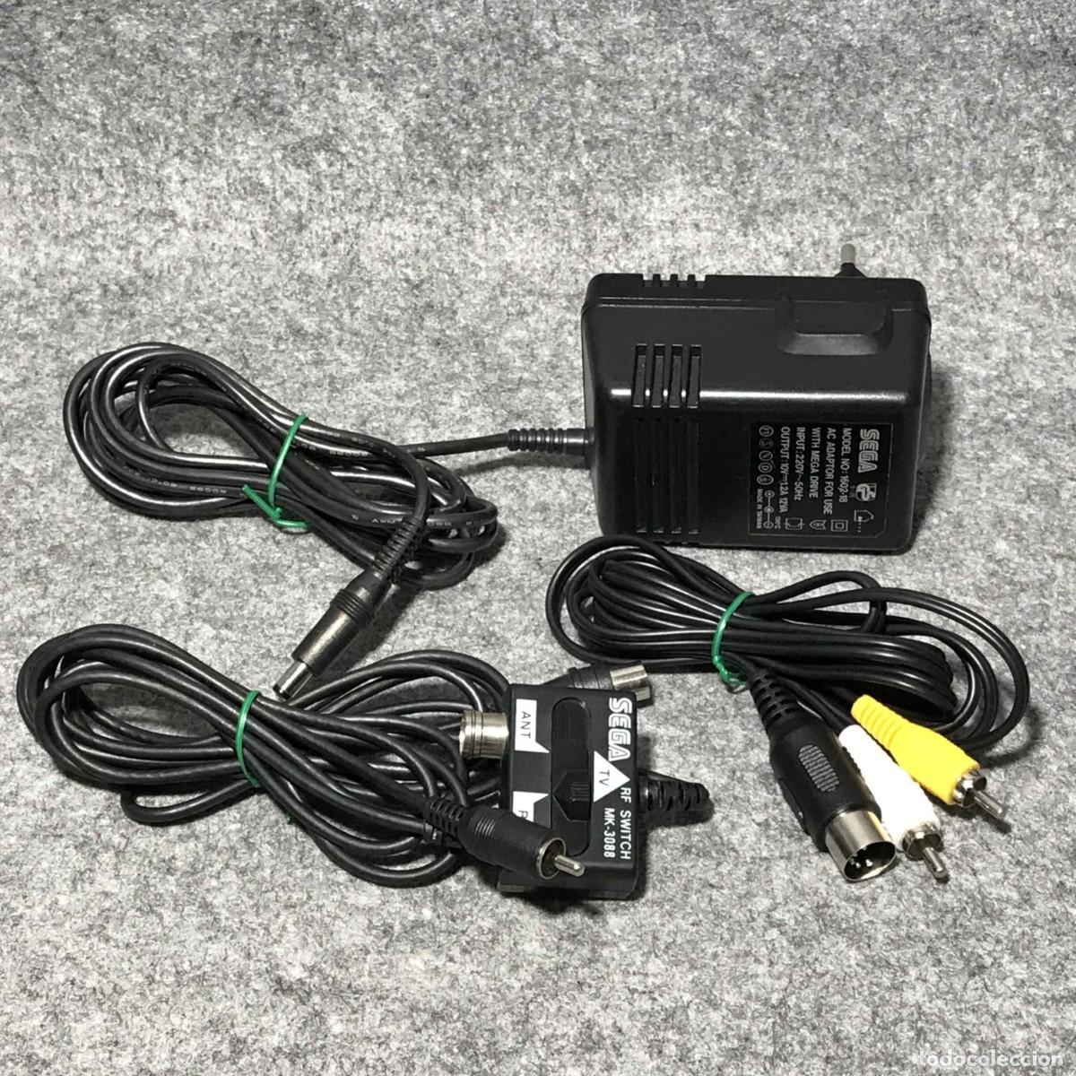 Videojuegos y consolas: MEGA DRIVE CON CAJA + 2 MANDOS + SONIC + MEGA GAMES - Foto 6