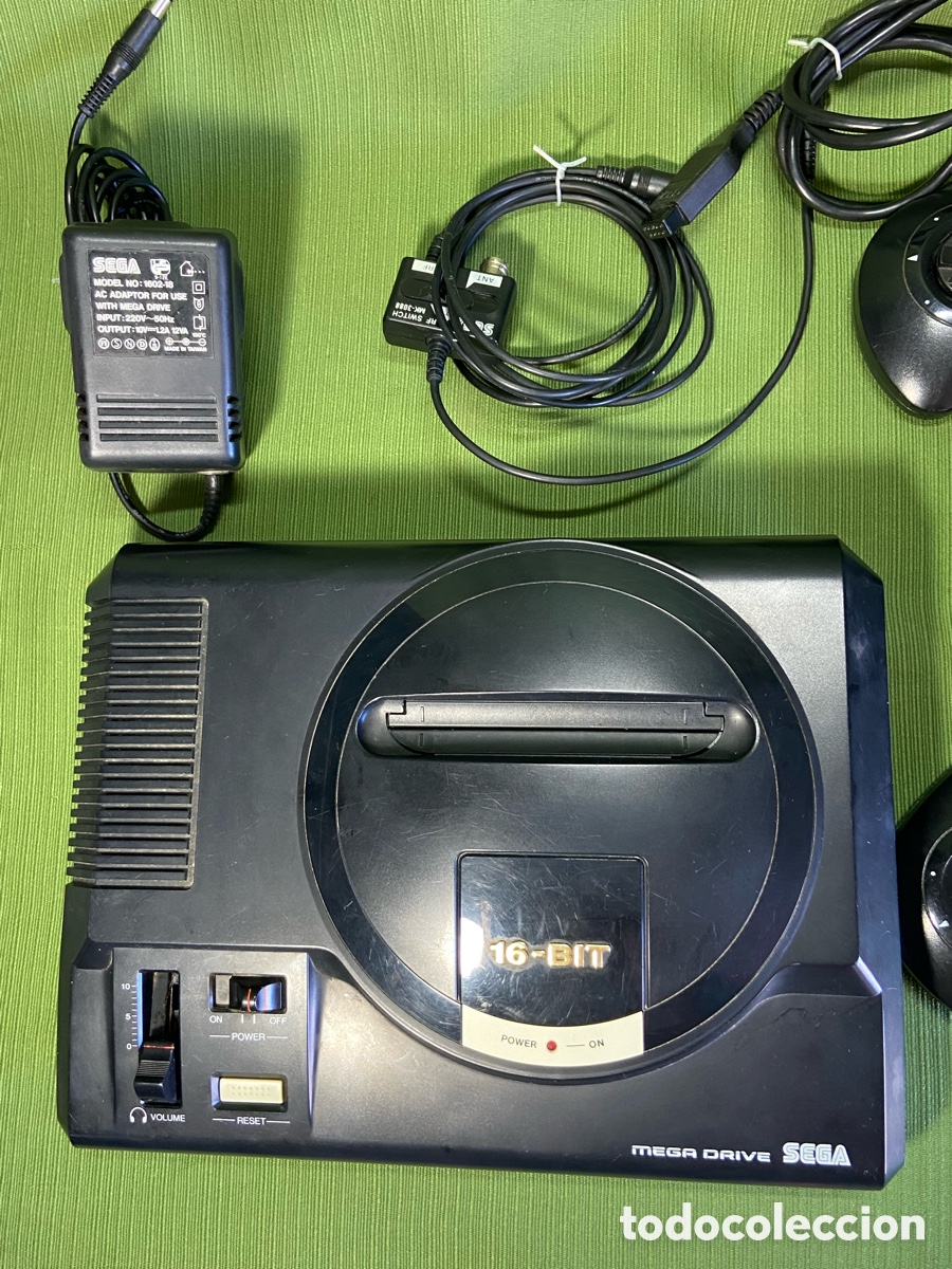 Jeux Vid&eacute;o et Consoles: Consola de videojuegos Sega mega drive.