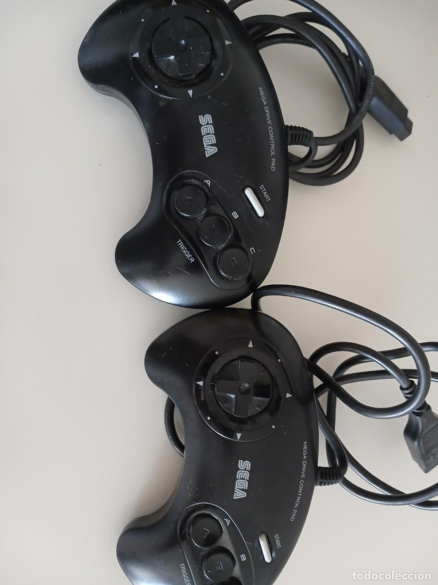 Videojuegos y consolas: Dos mandos Sega para PlayStation - Foto 2