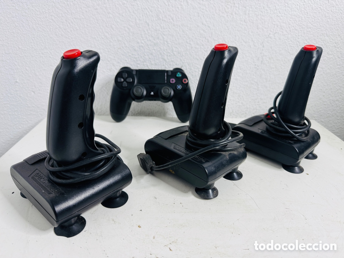 Videojuegos y consolas: Spectravideo lote joystick - Foto 1