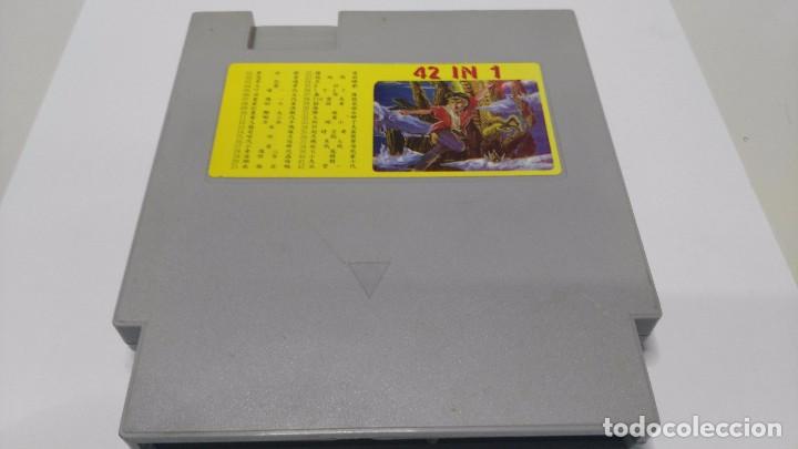 Videojuegos y consolas: cartucho clonico de nes 42 en 1 - Foto 1