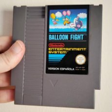 Videojuegos y Consolas: BALLOON FIGHT NINTENDO NES - ED. ESPAÑOLA RARO - PROBADO - EN BUEN ESTADO. Lote 384059909