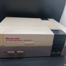 Videojuegos y Consolas: CONSOLA ORIGINAL NINTENDO ENTERTAINMENT SYSTEM (NES). Lote 400362004