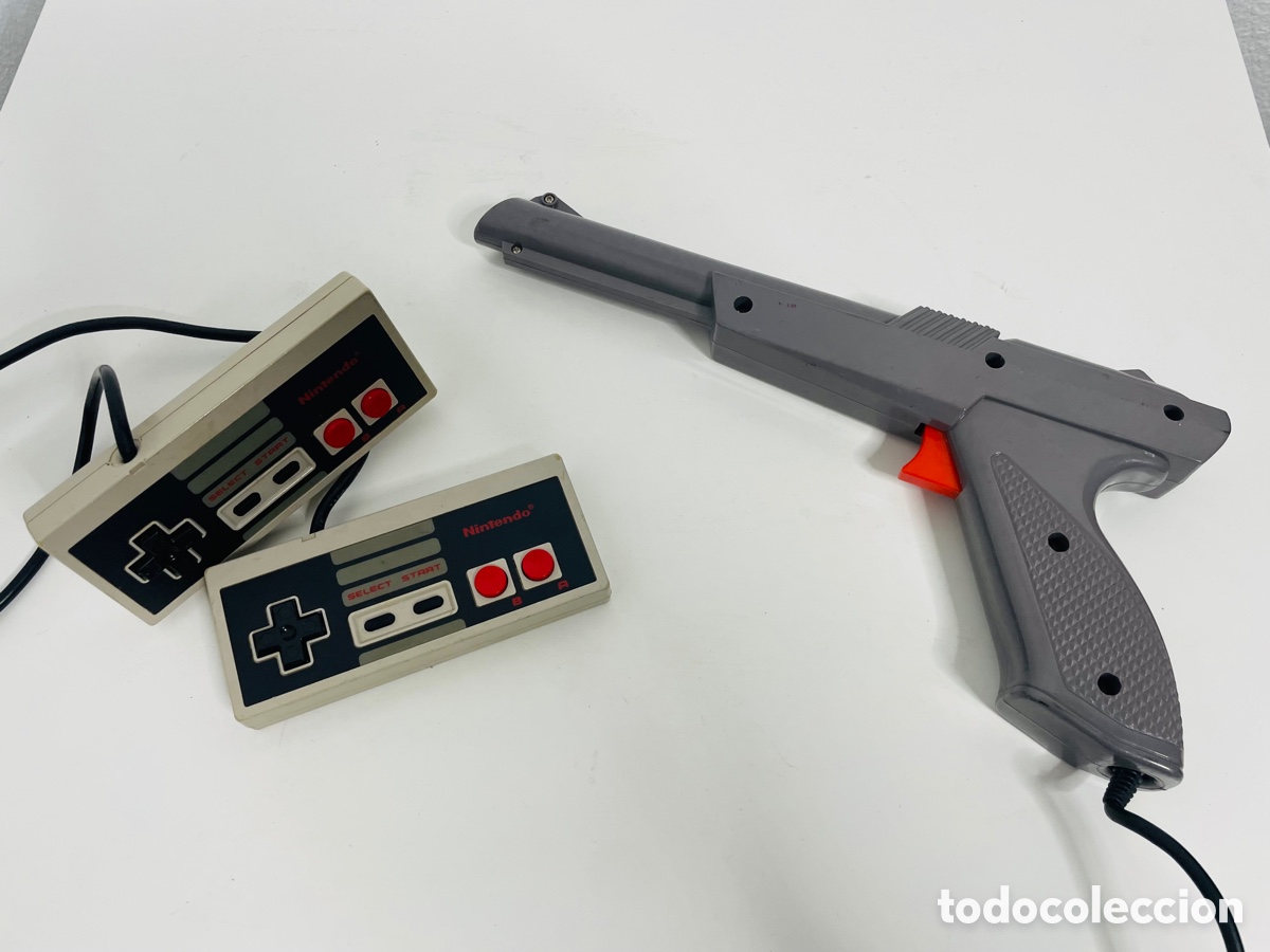 Videojuegos y consolas: Nes Controller & Zapper - Foto 1