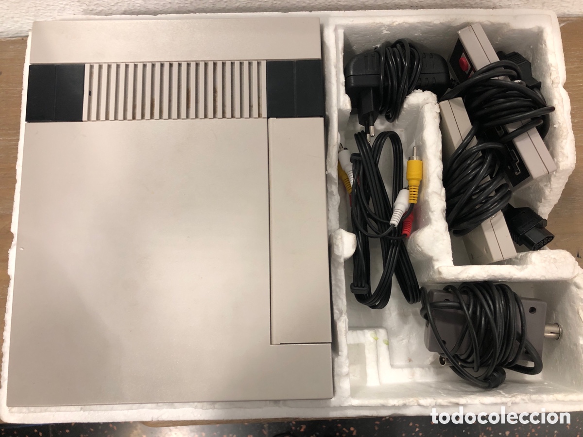 Videojuegos y consolas: Control Deck Nintendo Versi&oacute;n espa&ntilde;ola - Foto 3