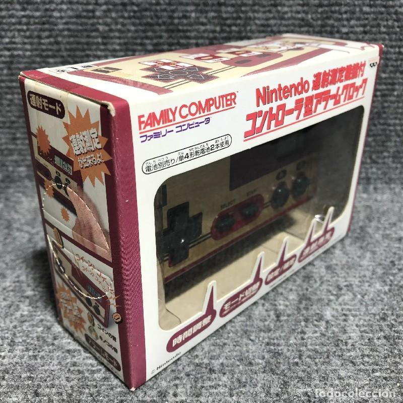 Videojuegos y consolas: FAMICOM CONTROLLER SHOOTING WATCH CLOCK 2005 BANPRESTO - Foto 2