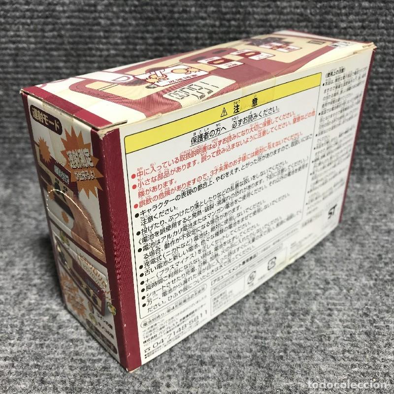 Videojuegos y consolas: FAMICOM CONTROLLER SHOOTING WATCH CLOCK 2005 BANPRESTO - Foto 3