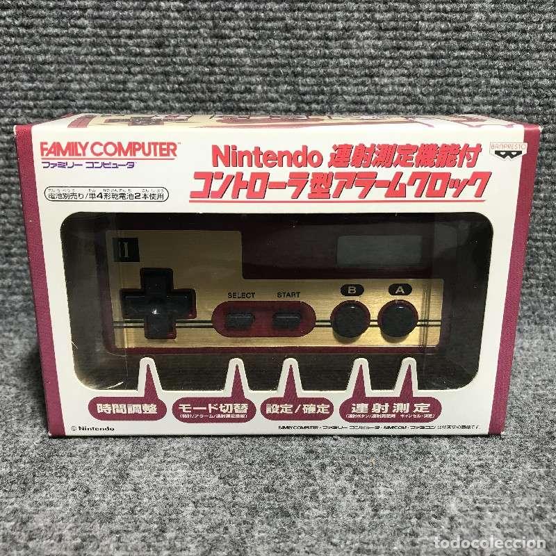 Videojuegos y consolas: FAMICOM CONTROLLER SHOOTING WATCH CLOCK 2005 BANPRESTO - Foto 1