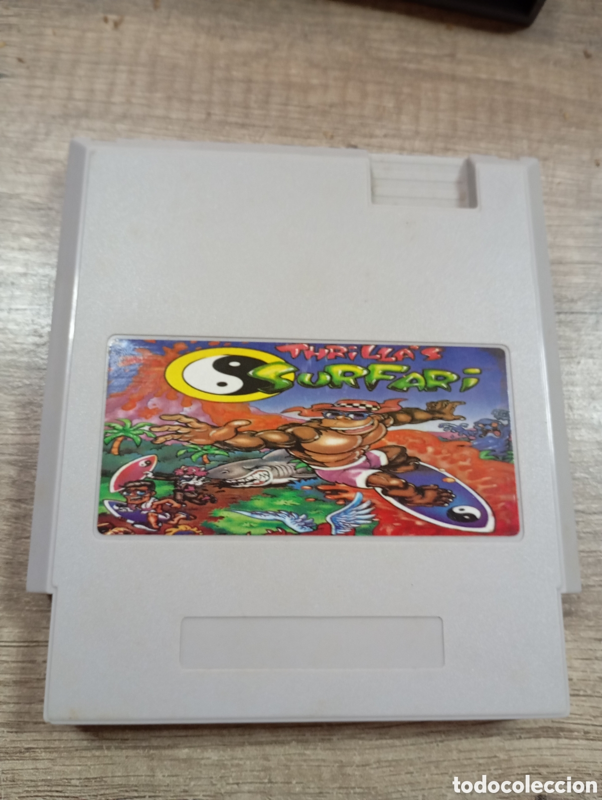 Videojuegos y consolas: Juego clonico NES. Thrillas Surfar - Foto 1