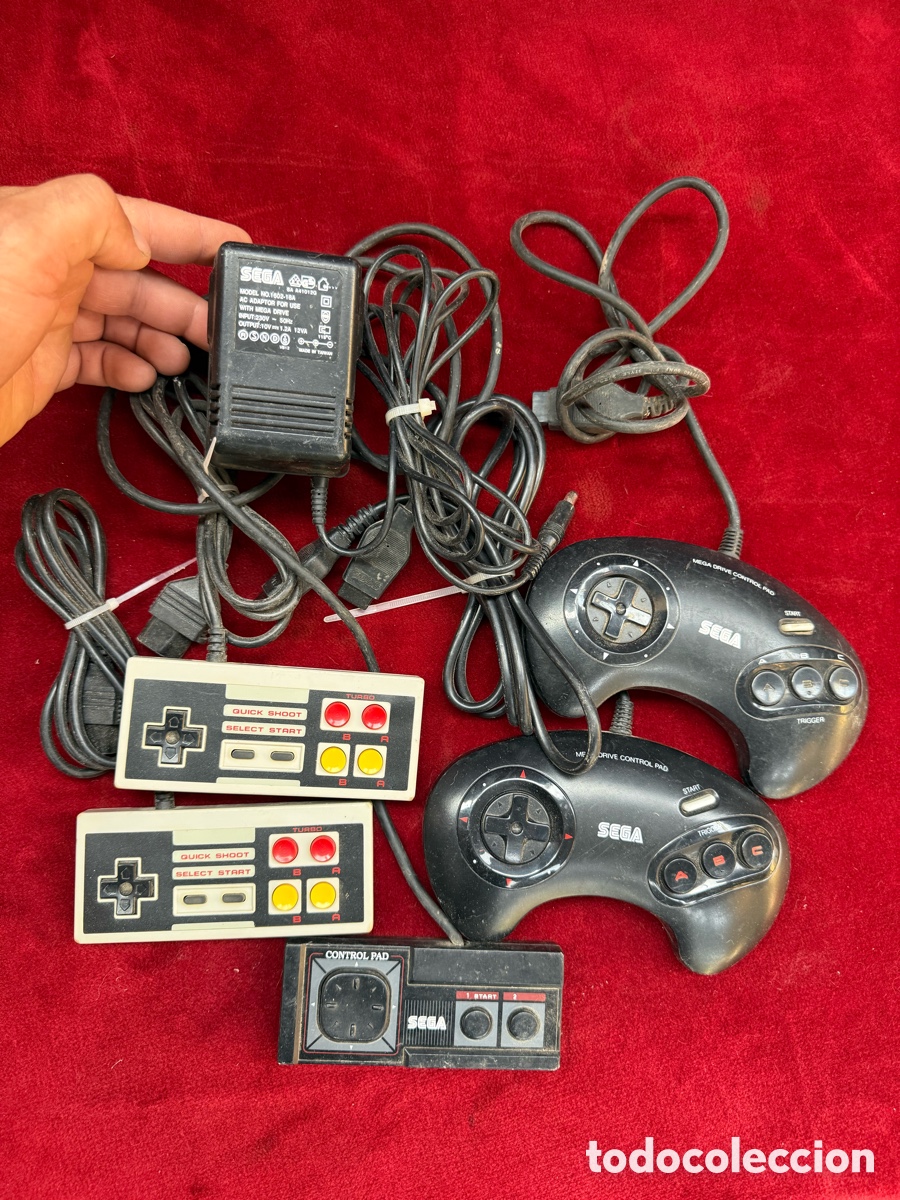 Videojuegos y Consolas: Lote mandos de Nintendo nes y Sega!