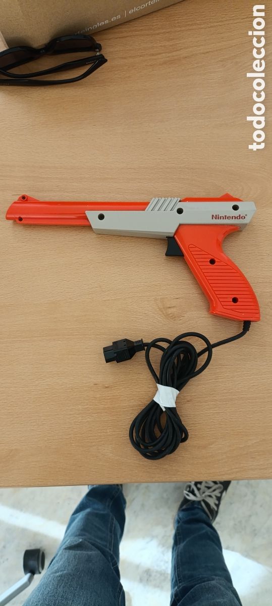 Videojuegos y consolas: Pistola Nintendo Nes Zapper - Foto 2