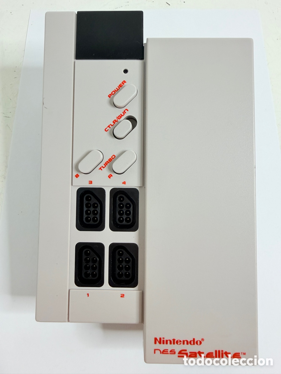 Videojuegos y consolas: Nintendo NES Satellite (modelo NES-032) - Foto 3