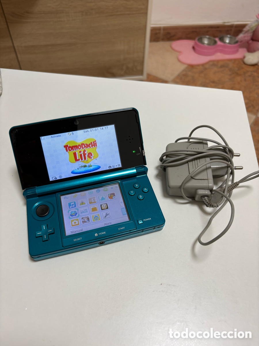 Videojuegos y consolas: Nintendo 3DS Aqua + Cargador + Tomodachi Life