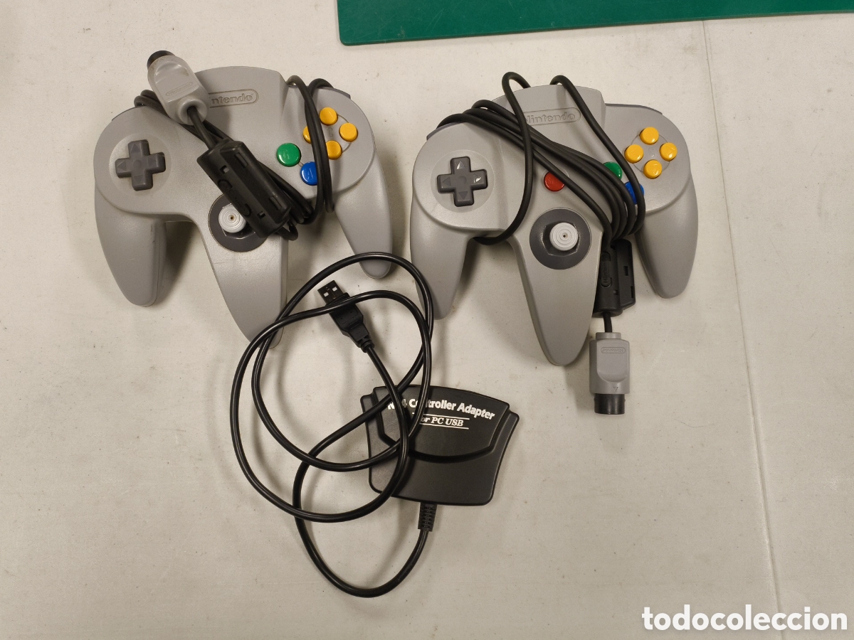 Videojuegos y consolas: 2 mandos de Nintendo - Foto 1