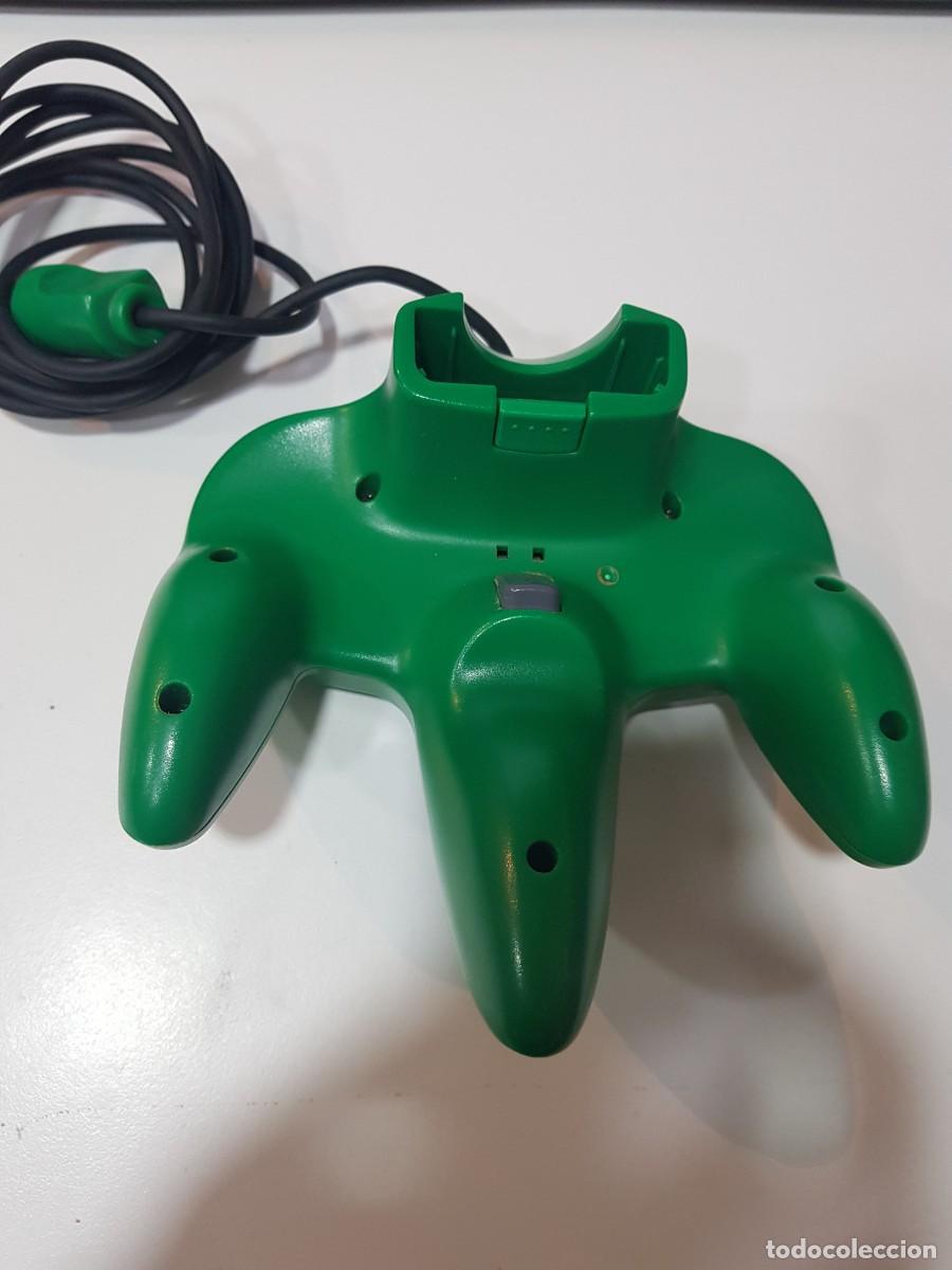 Videojuegos y consolas: Mando controller Nintendo 64 Color verde - Foto 2