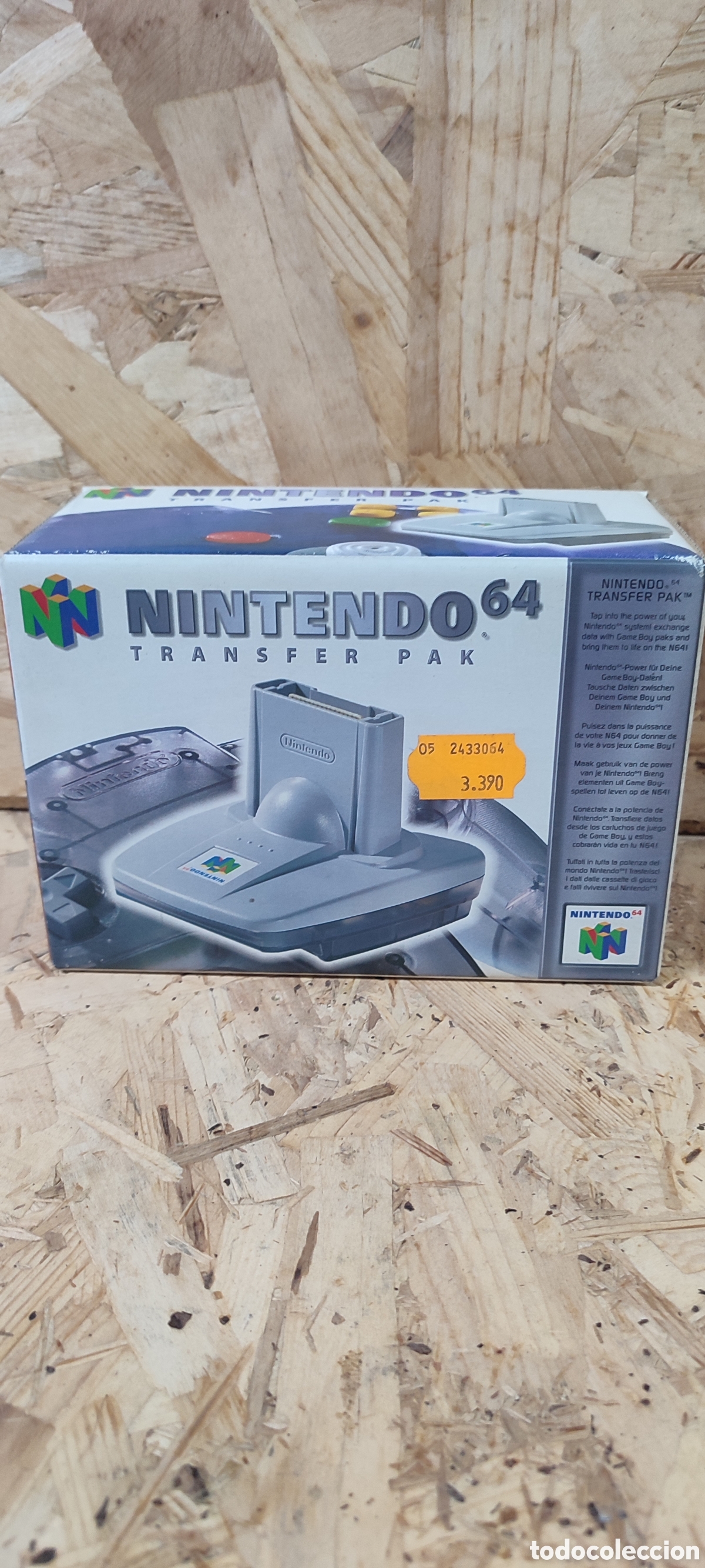 Videojuegos y Consolas: Nintendo 64, Transfer Pack nuevo en su caja procedente de una tienda cerrada hace a&ntilde;os
