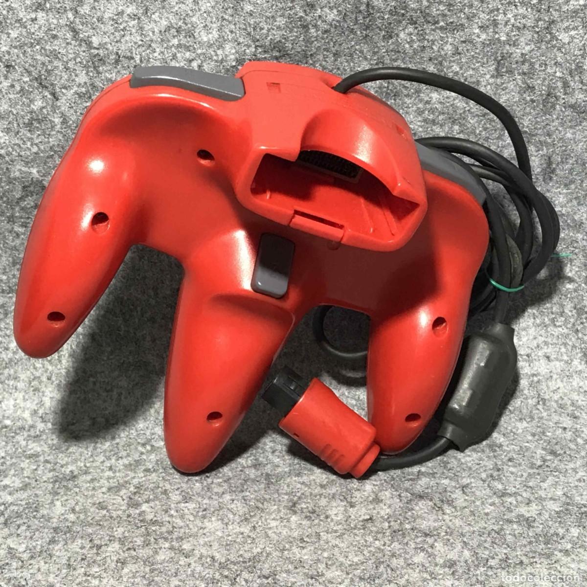 Videojuegos y consolas: CONTROLLER OFICIAL ROJO NINTENDO 64 - Foto 2