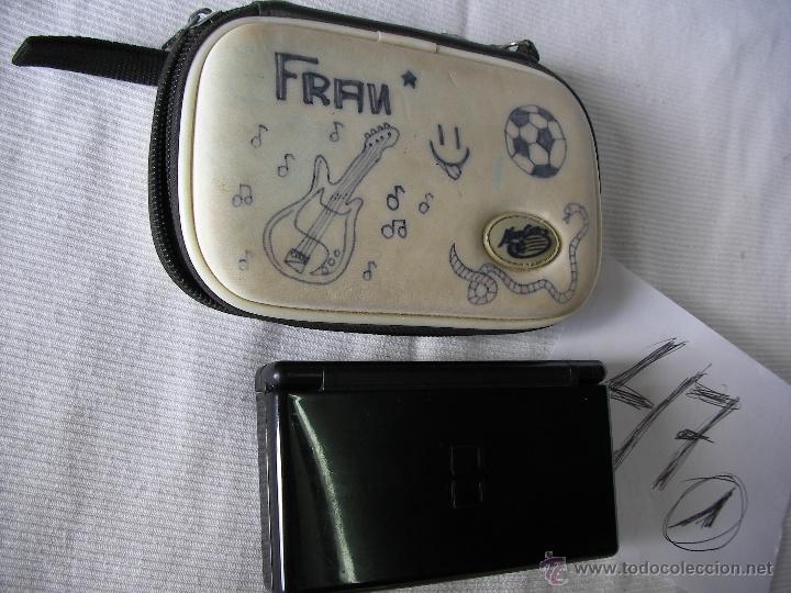 Videojuegos y consolas: CONSOLA NINTENDO DS CON ESTUCHE - Foto 3