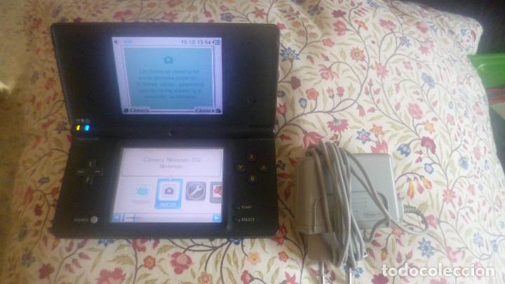 Videojuegos y consolas: NINTENDO DSI con cargador - Foto 1