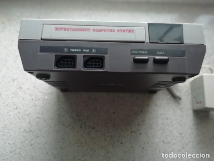 Videojuegos y consolas: Consola cl&oacute;nica compatible con Nintendo es. Lleva cable de red - Foto 2
