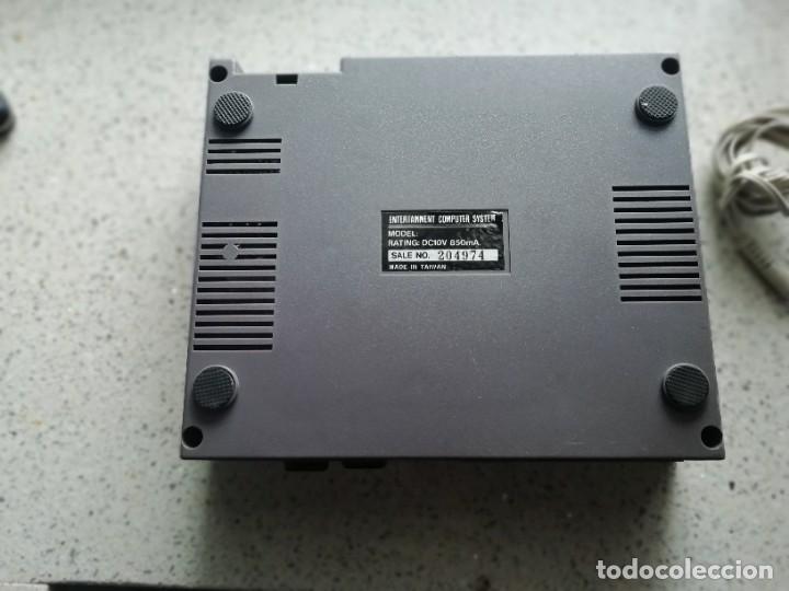 Videojuegos y consolas: Consola cl&oacute;nica compatible con Nintendo es. Lleva cable de red - Foto 3
