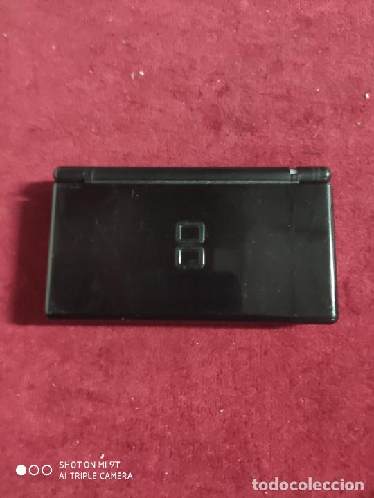 Videojuegos y consolas: NINTENDO DS LITE NEGRA NO FUNCIONA - Foto 1