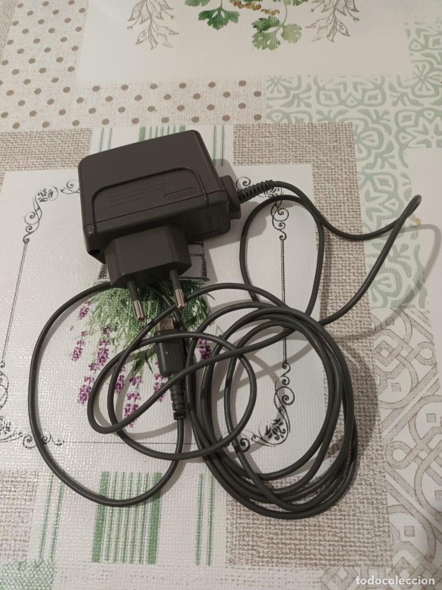 Videojuegos y consolas: Cargador consola nintendo - Foto 1