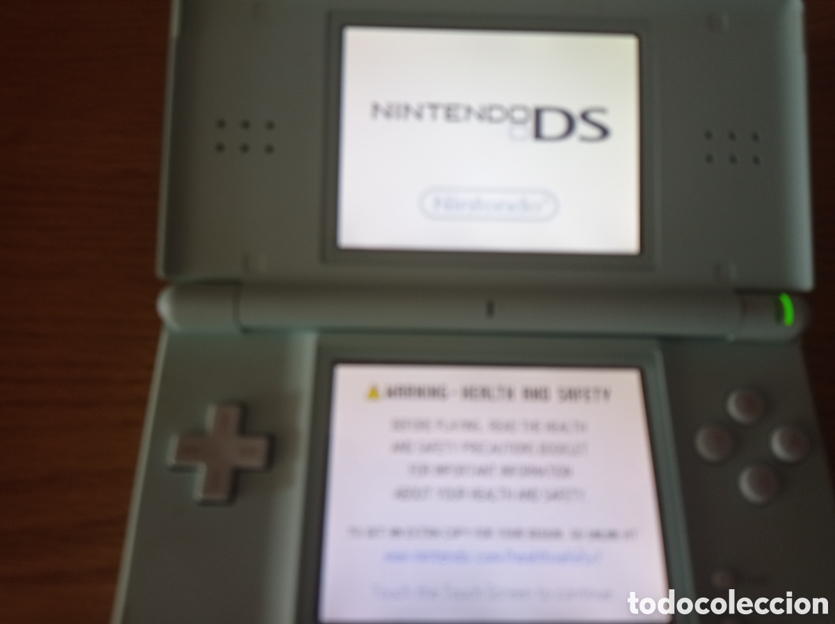 Videojuegos y consolas: Consola Nintendo DS con juego - Foto 2