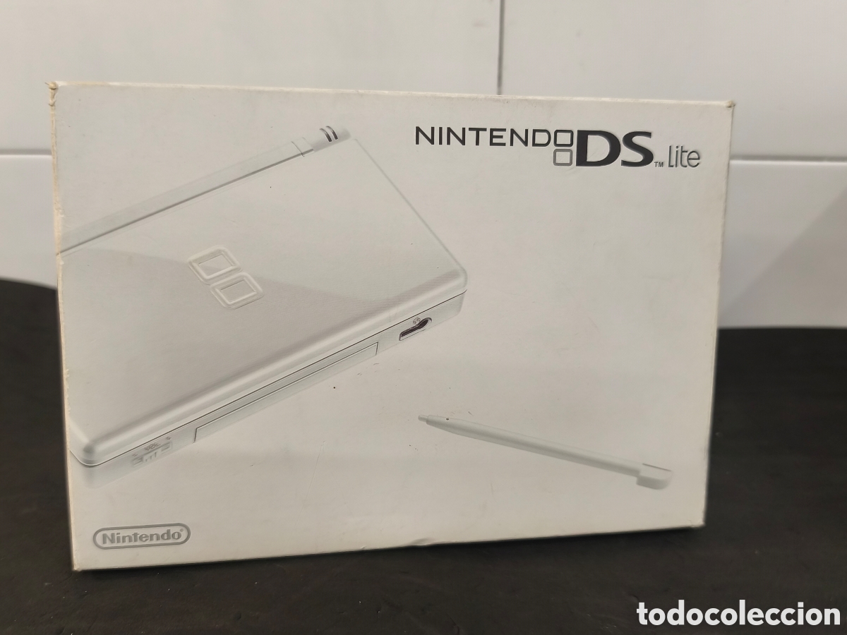 Videojuegos y consolas: Nintendo DS Lite, funciona, con caja - Foto 2